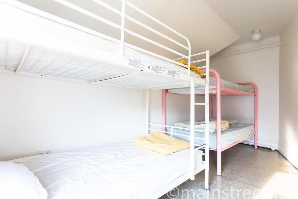 Hilltop Hostel Вашингтон Экстерьер фото